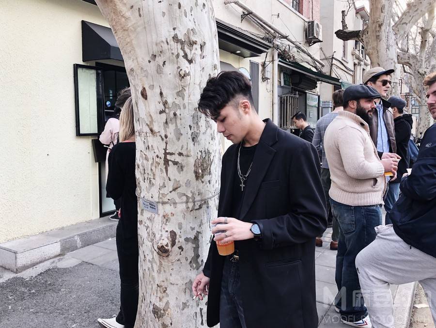 暗黑模特