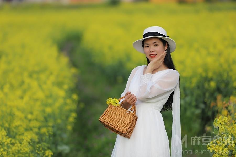 清新模特
