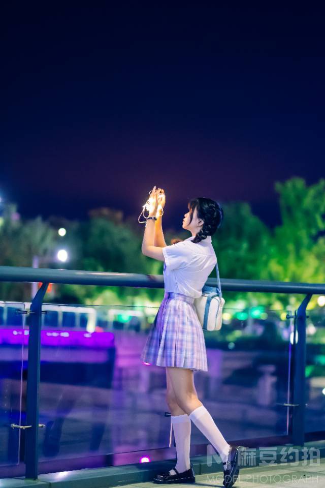 夜景模特