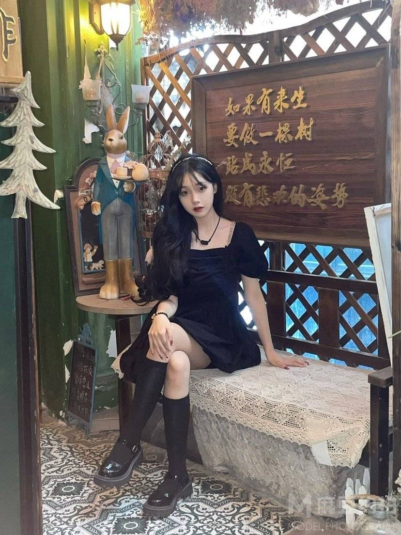 暗黑模特