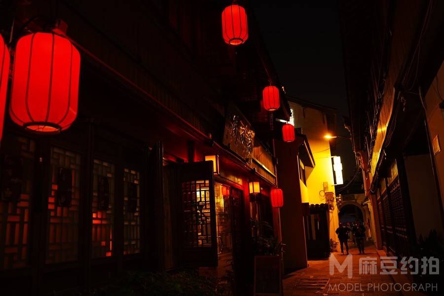 夜景模特