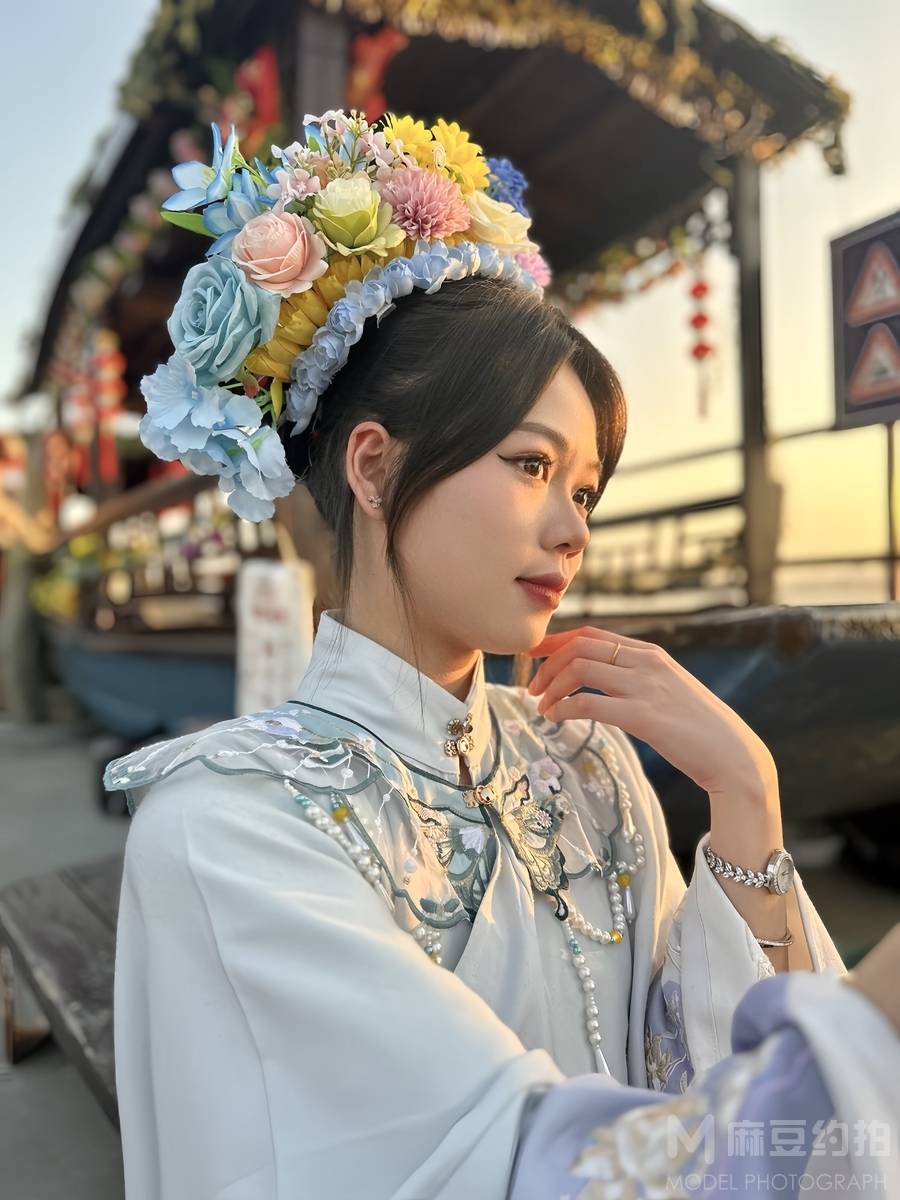 妆容模特