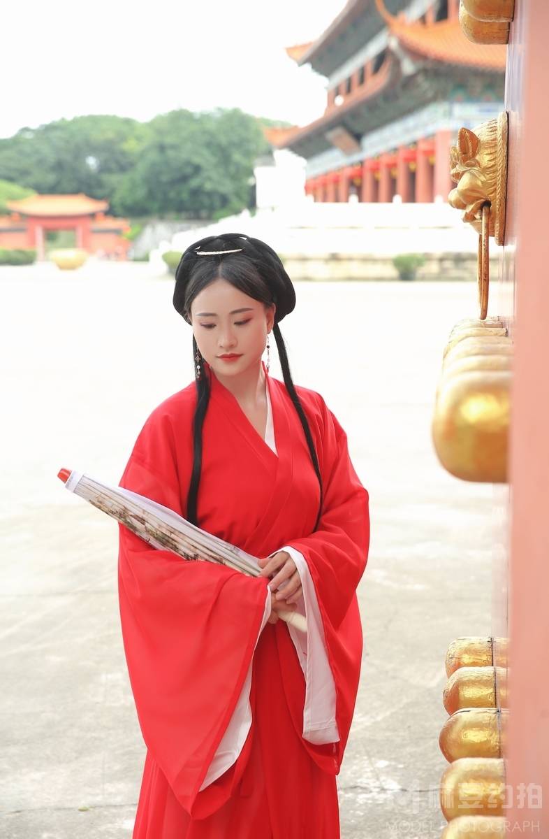 汉服模特