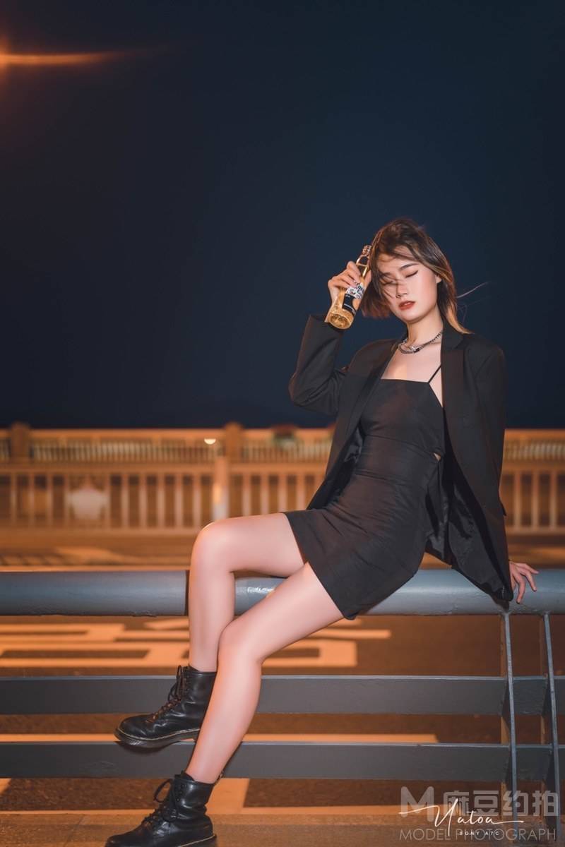 夜景模特