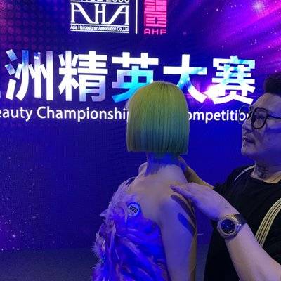 妆容模特
