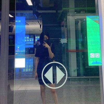 黑白模特
