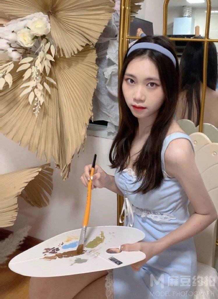 校园模特