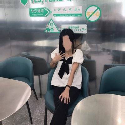 黑白模特
