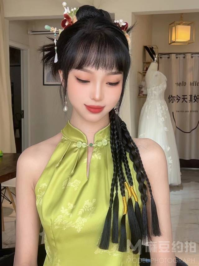 妆容模特
