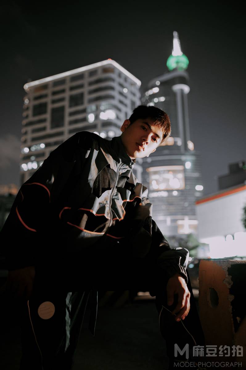 夜景模特