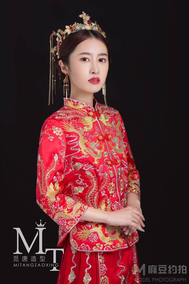 妆容模特