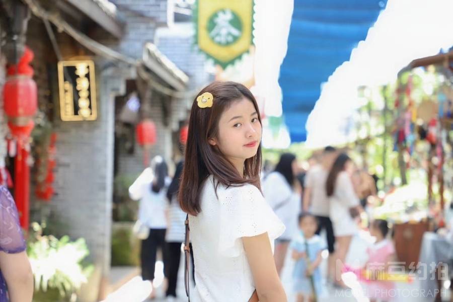 清新模特