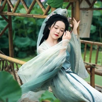 汉服模特