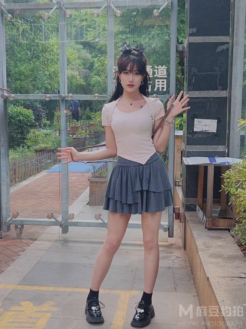 清新模特