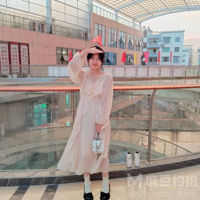 校园模特