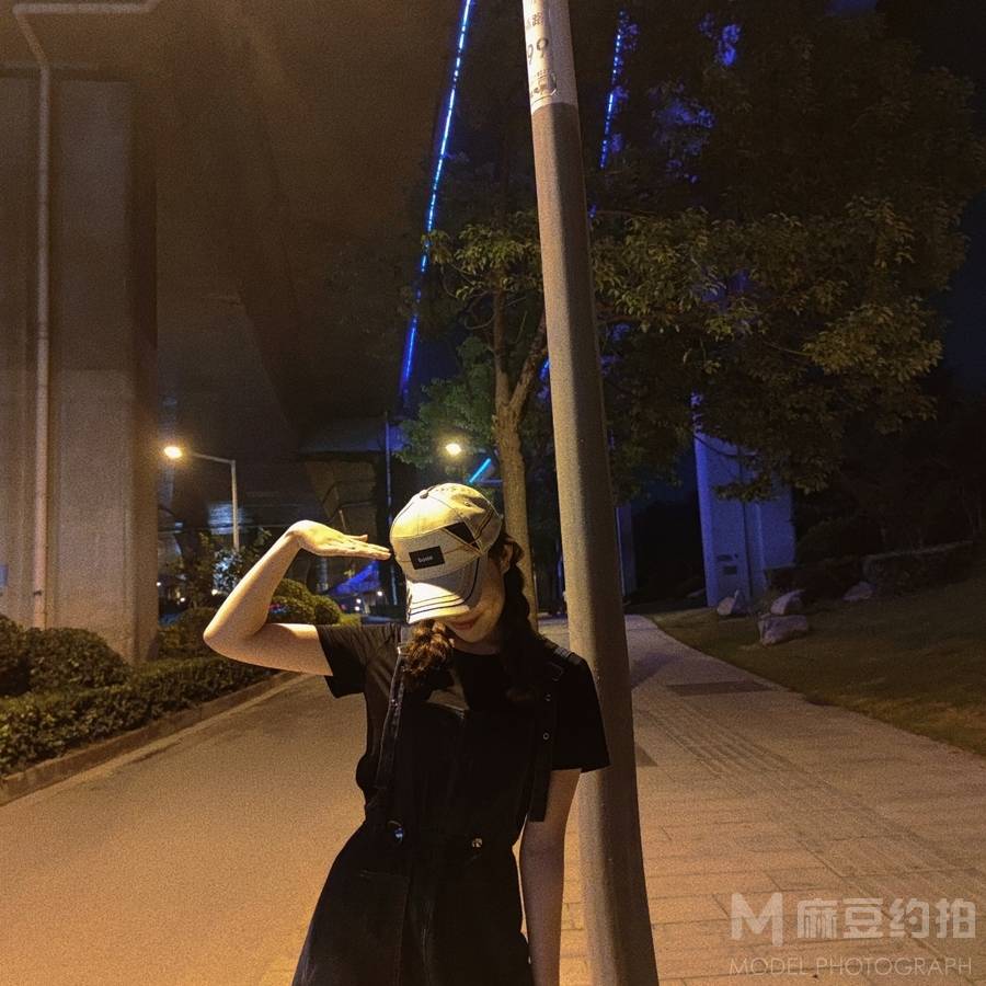 清新模特