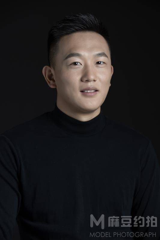 黑白模特