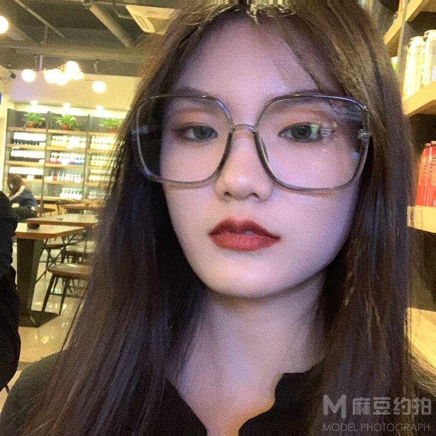 纪实模特