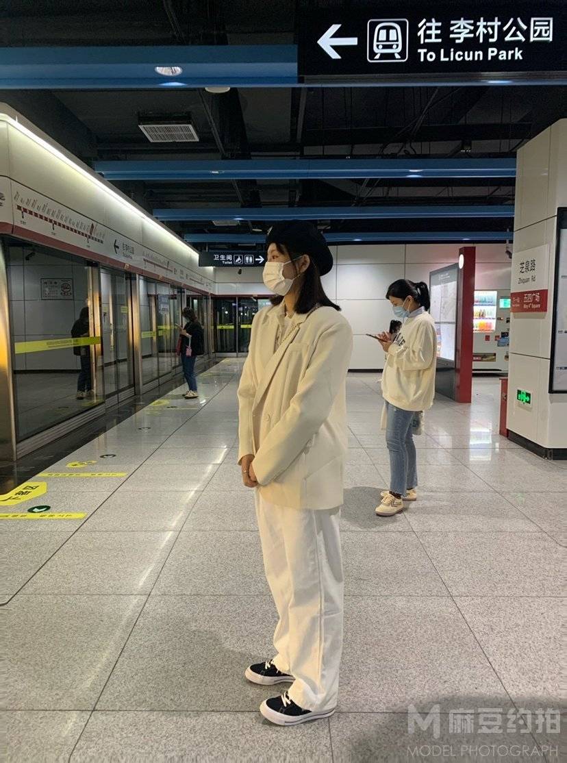 校园模特