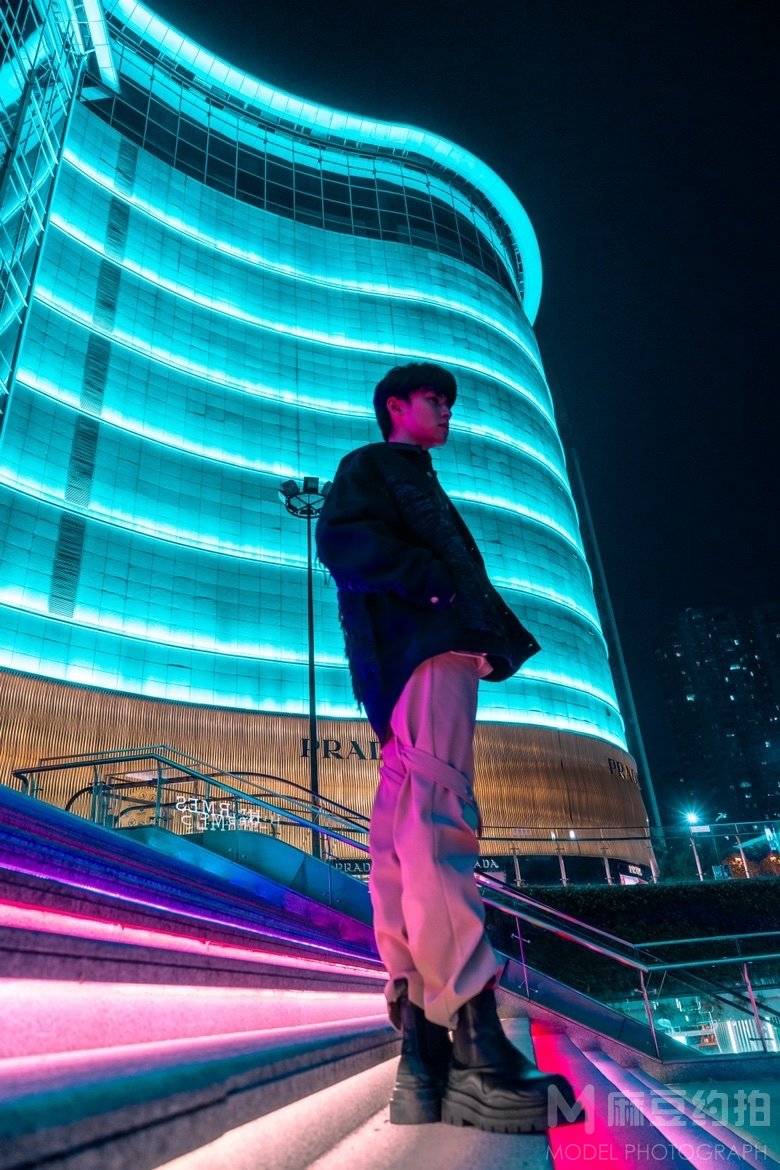 夜景模特