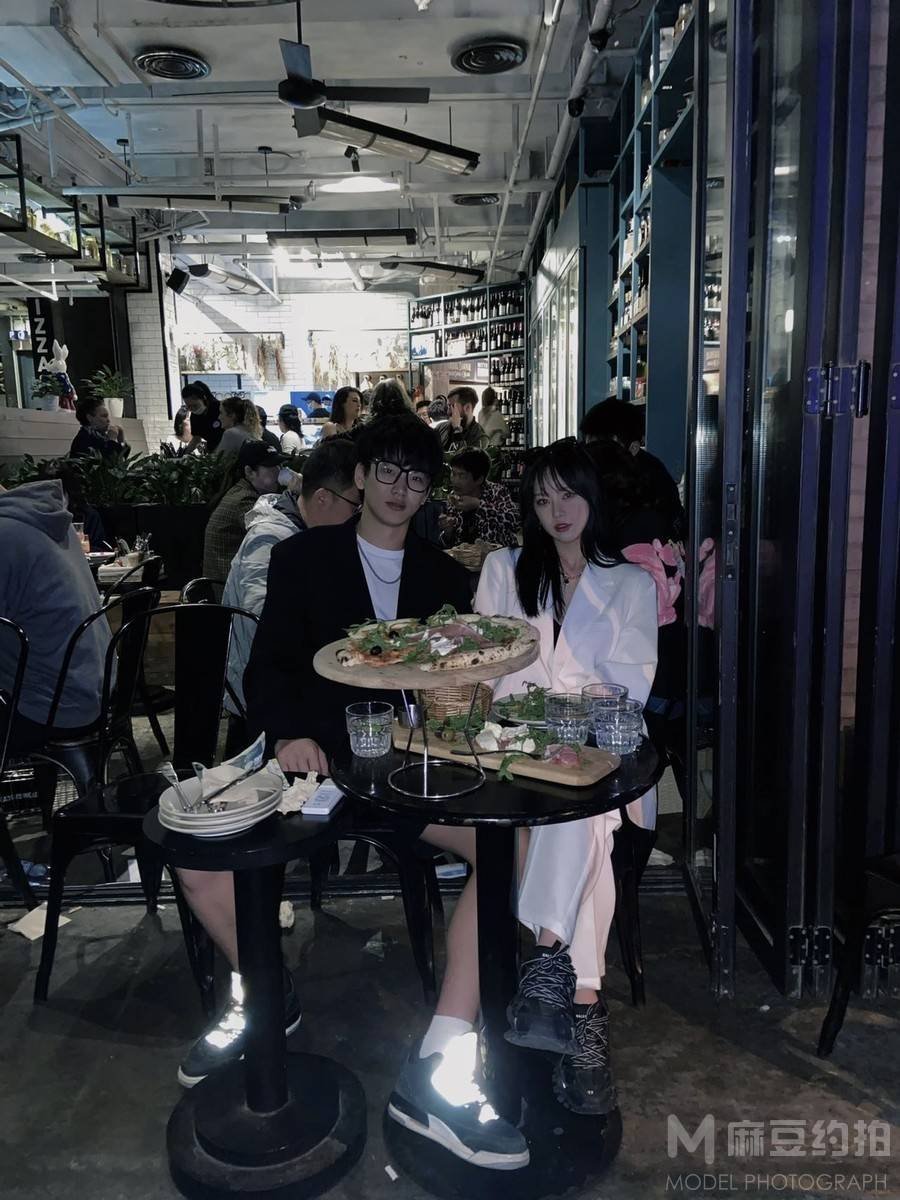 情侣模特