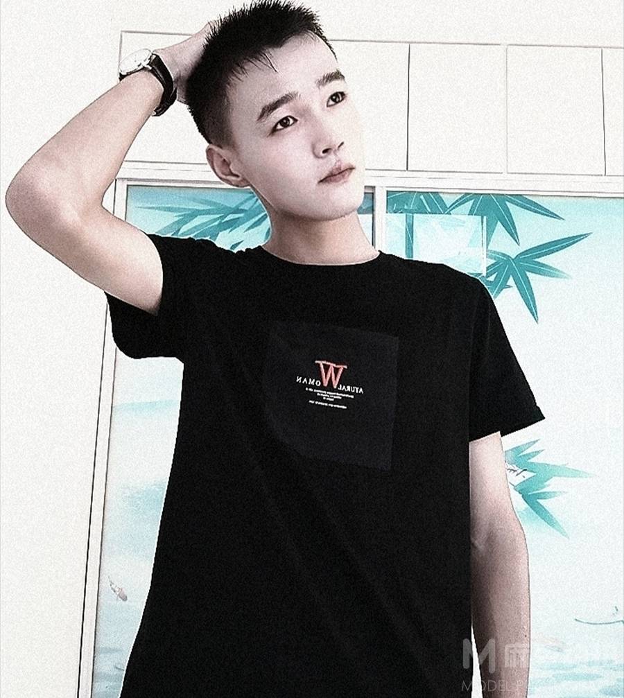 胶片模特