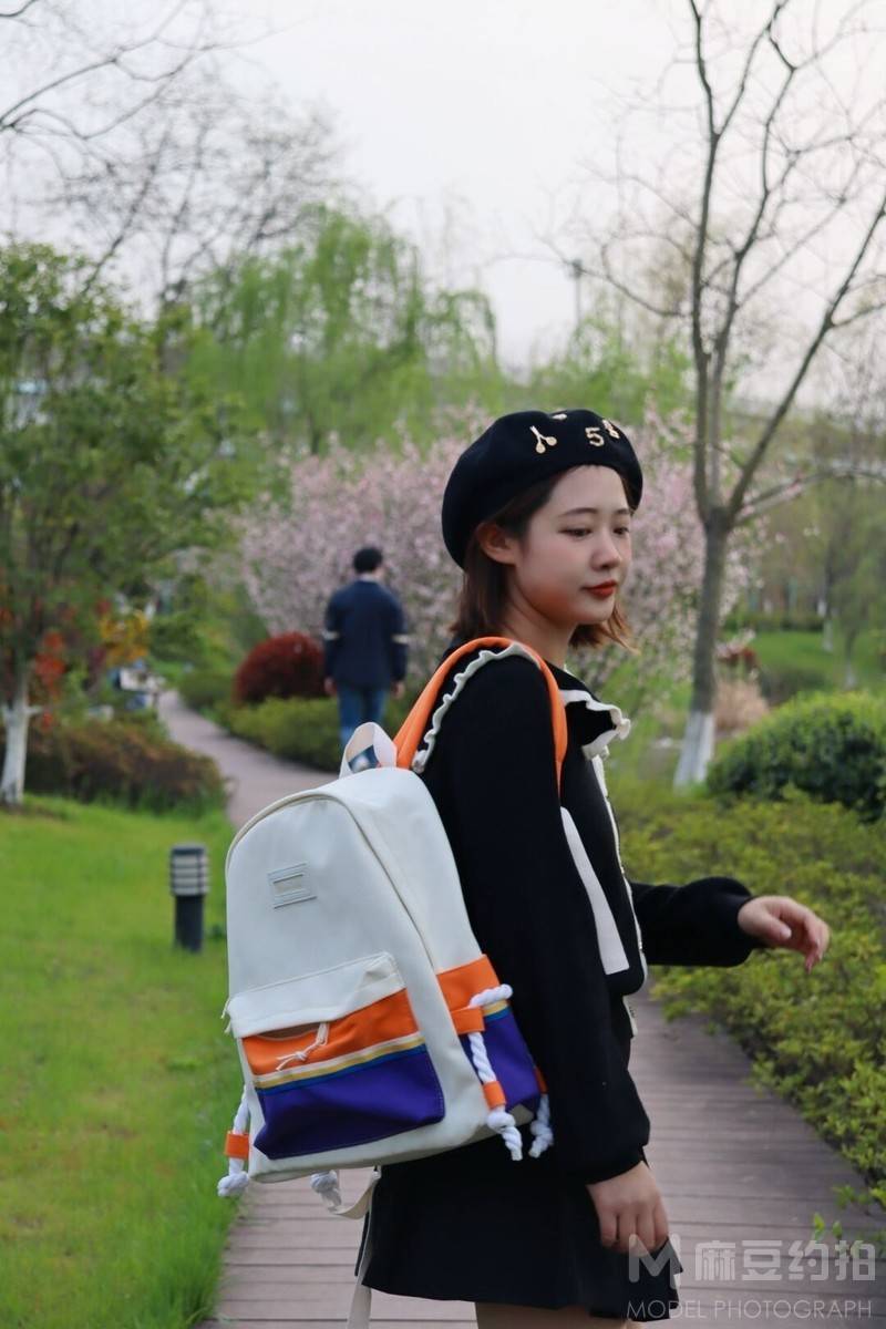 校园模特