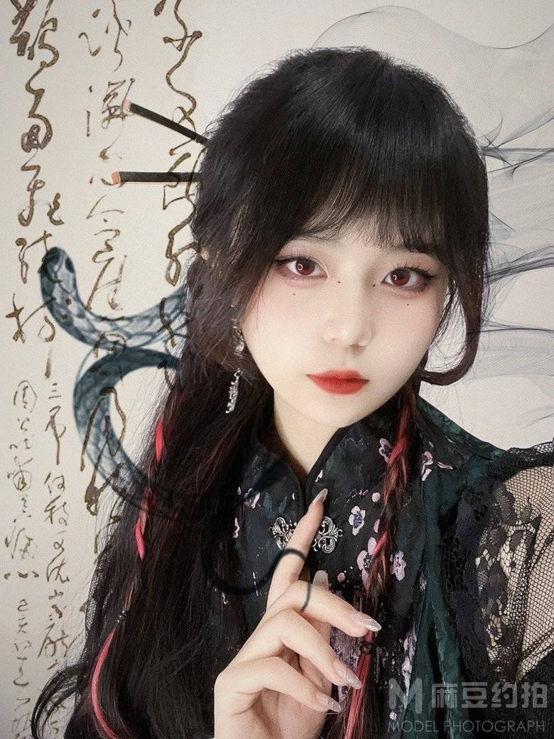 暗黑模特