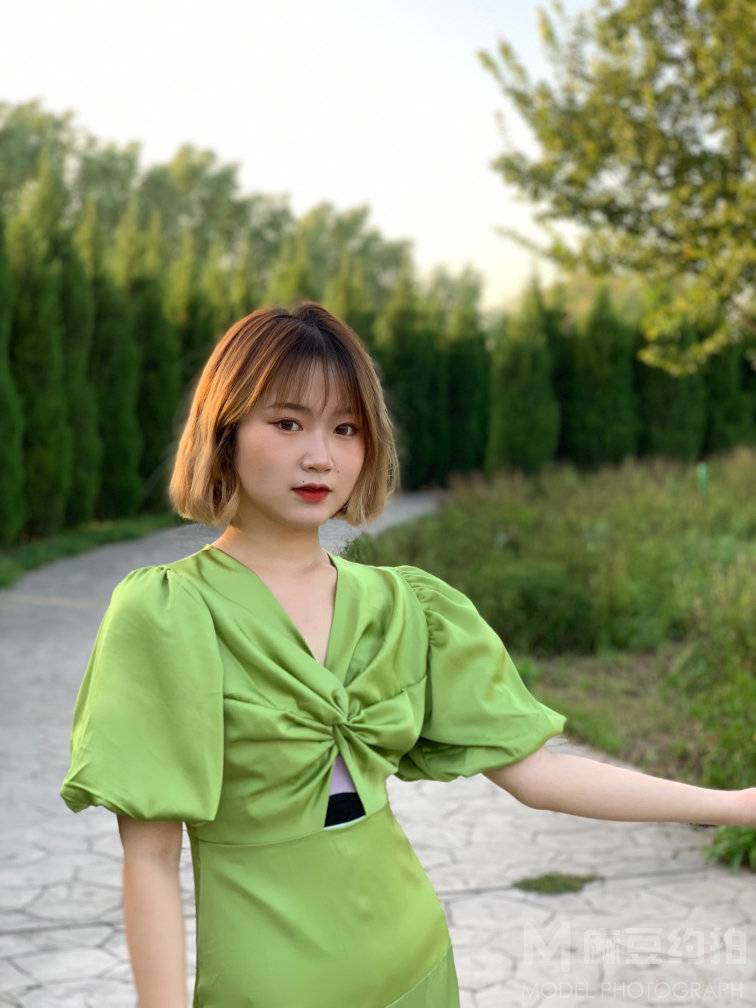 妆容模特