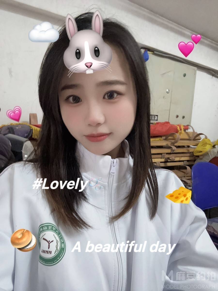 妆容模特