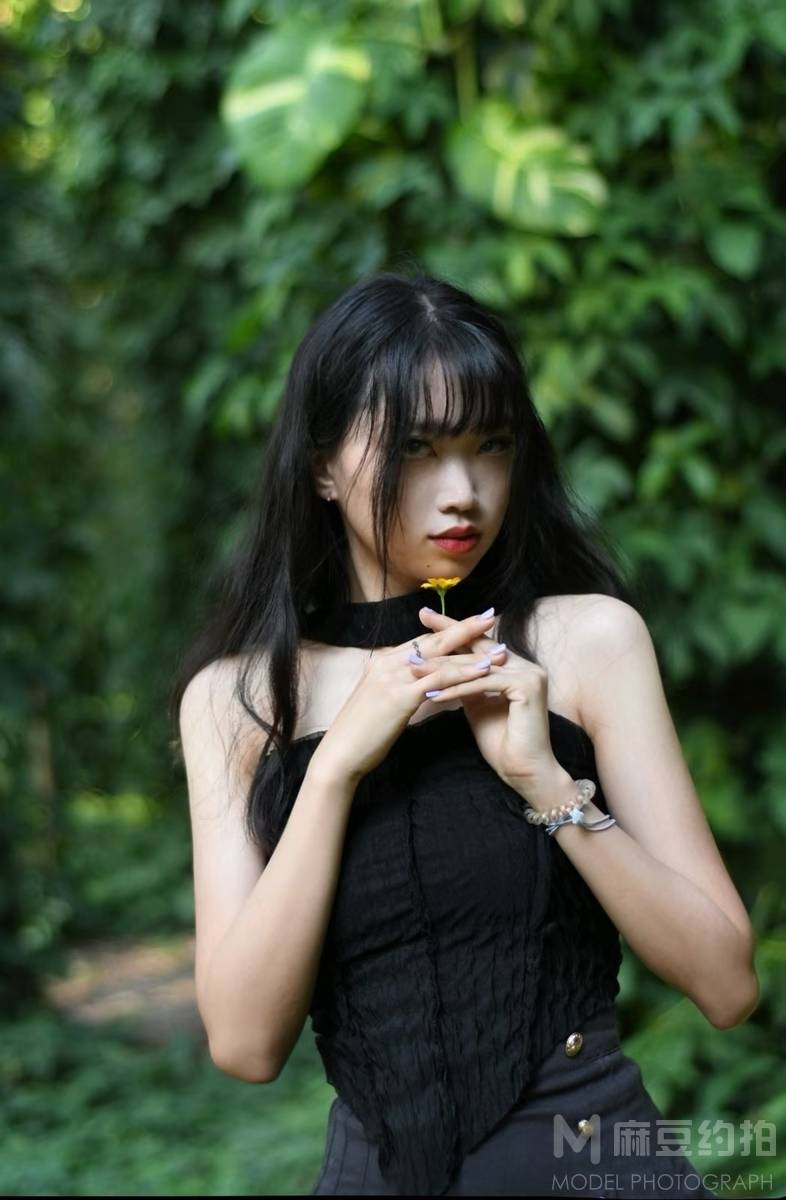 胶片模特