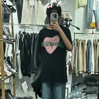 黑白模特