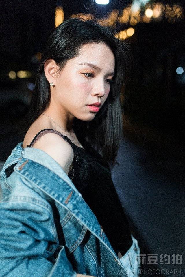 夜景模特