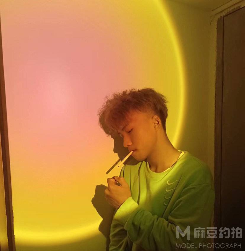 清新模特