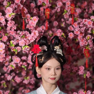 汉服模特