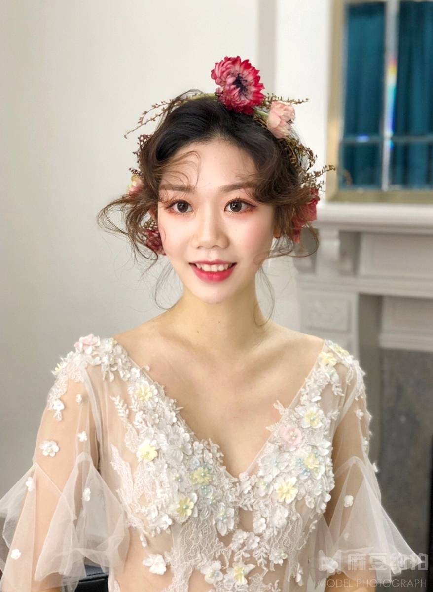 妆容模特