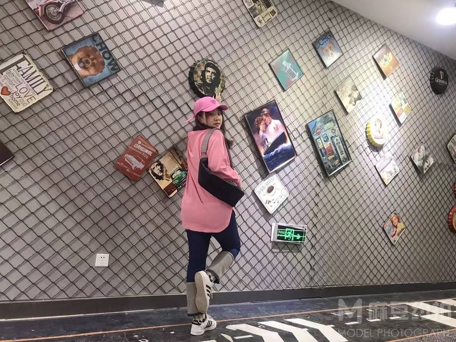 校园模特