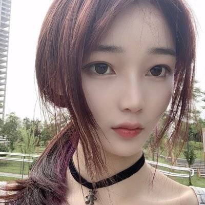 黑白模特