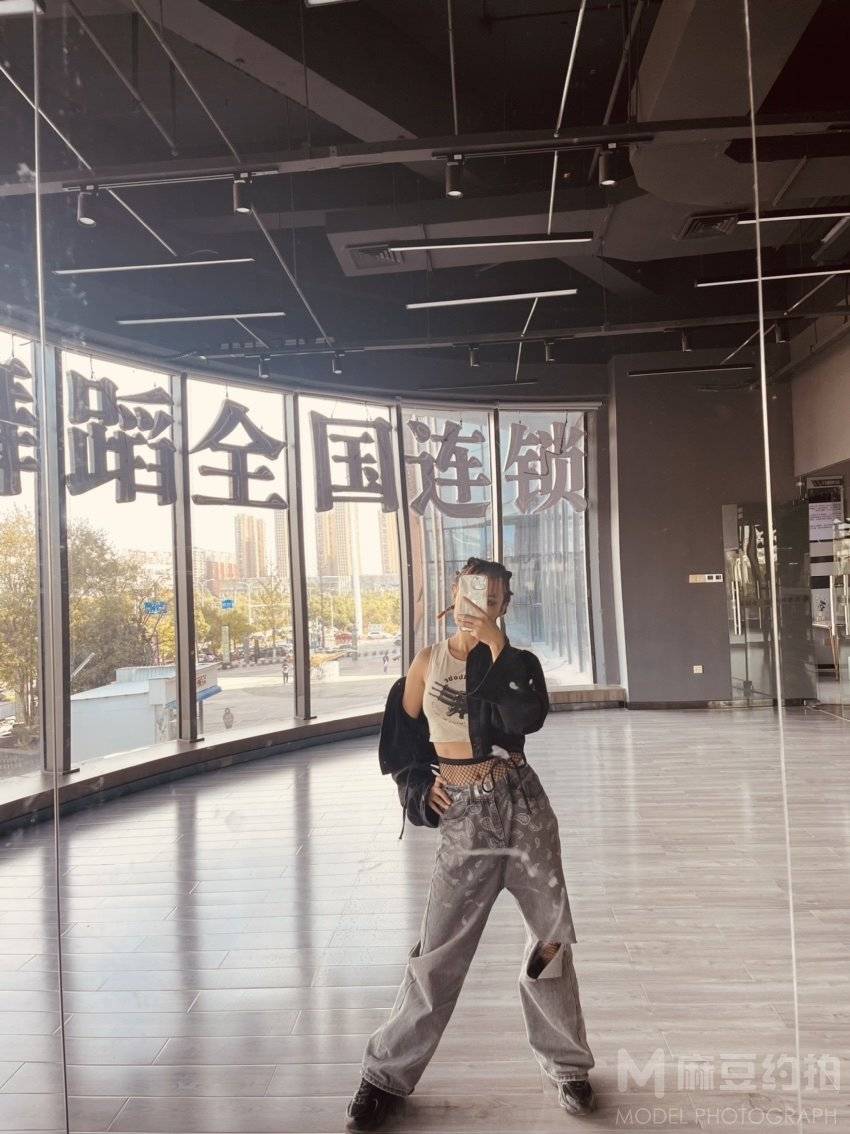 暗黑模特