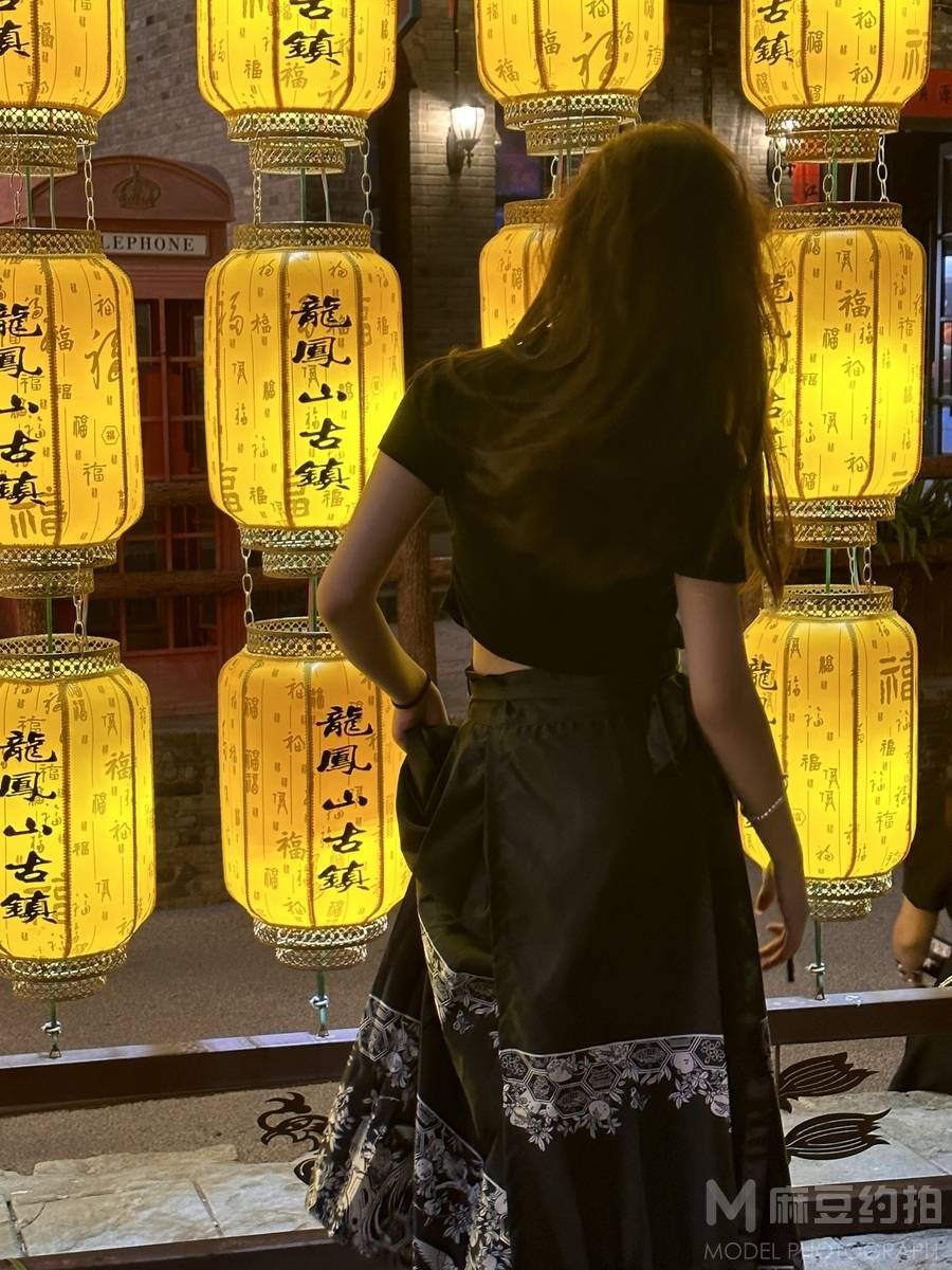 民国模特