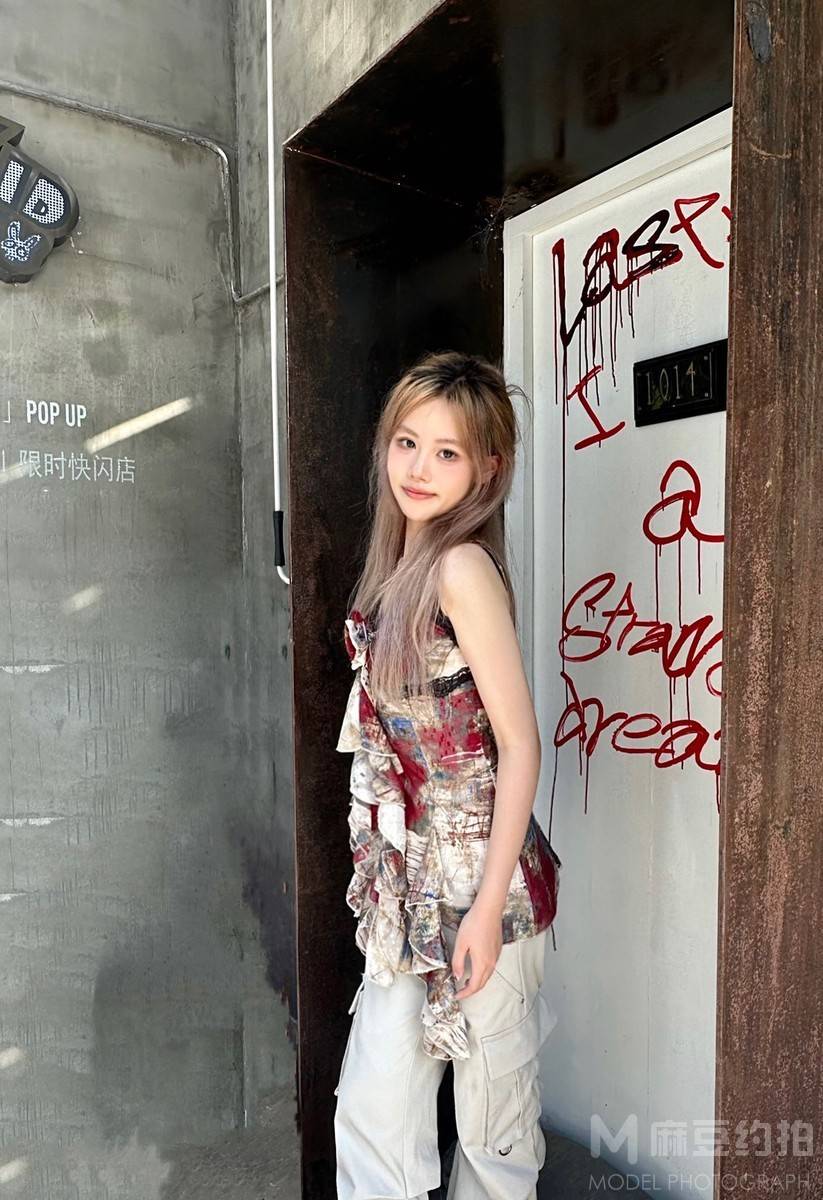 妆容模特
