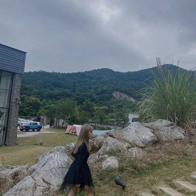 黑白模特