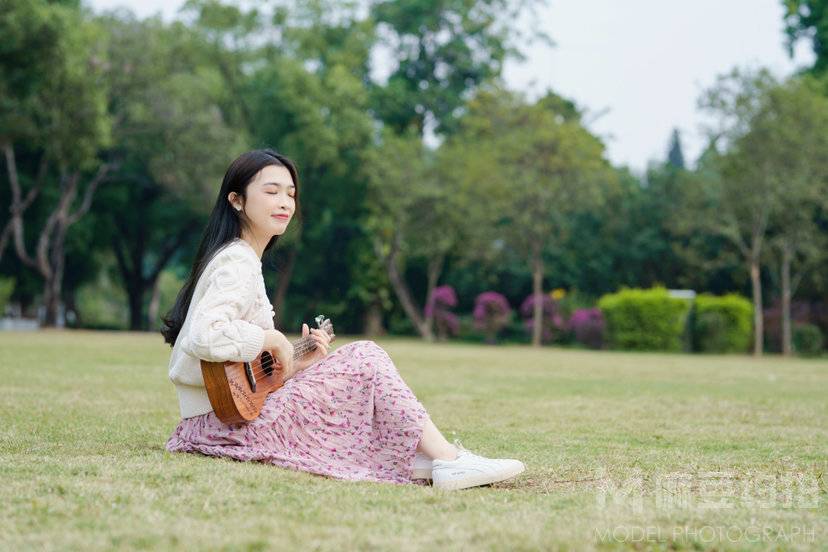 清新模特