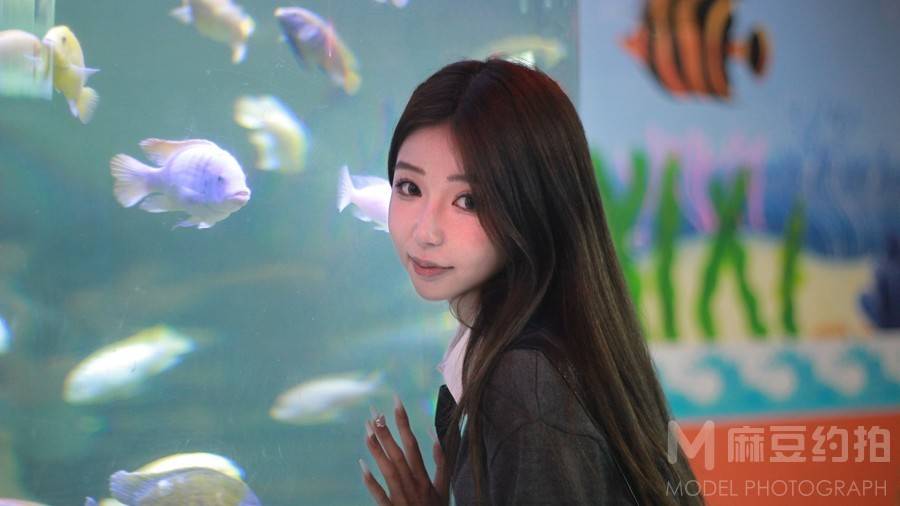 校园模特