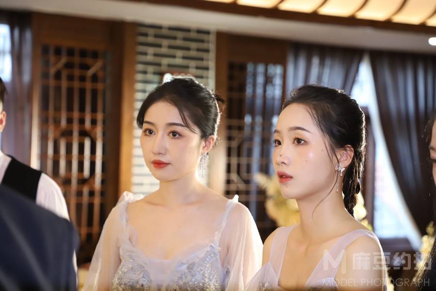 妆容模特