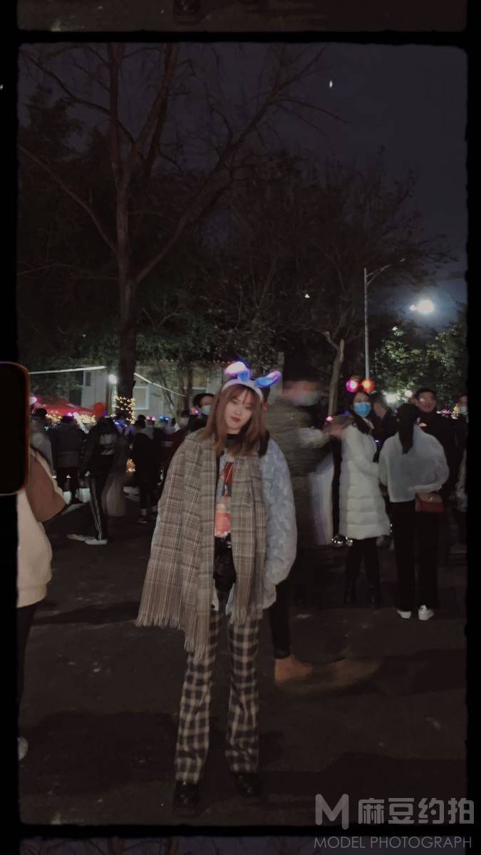 校园模特