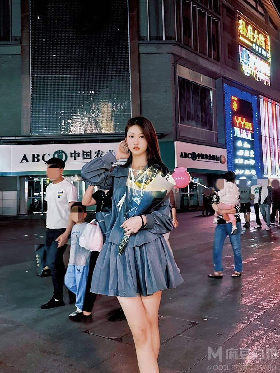 夜景模特