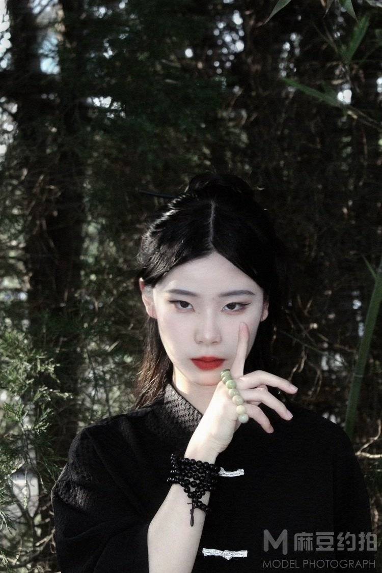 暗黑模特