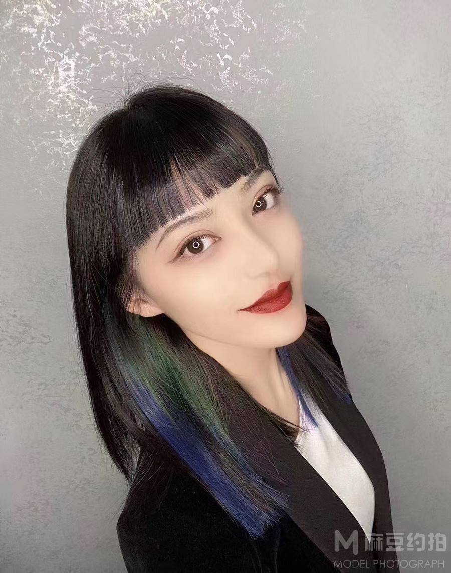 妆容模特