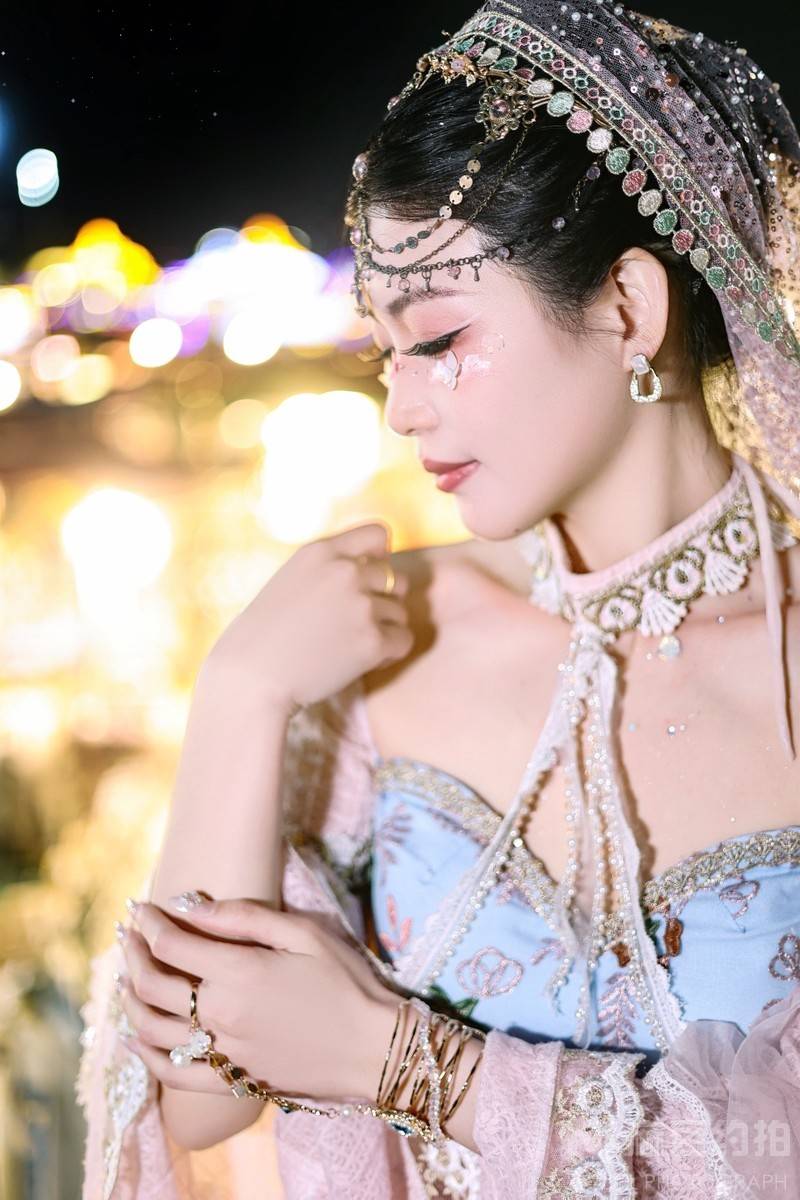 夜景模特